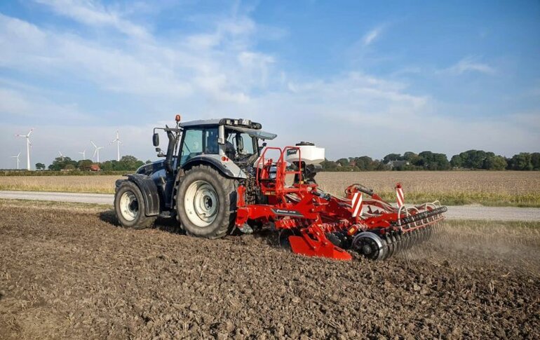 Kverneland-DTX300-a-drill-002-jpg-g6voj75op4 (1)